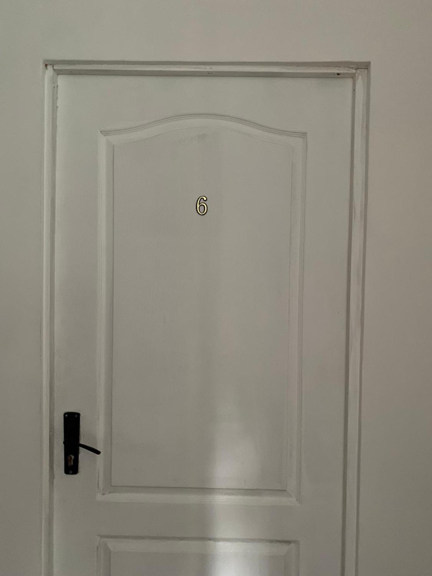 Steve Rooms Iasi Exterior photo